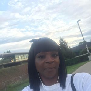 Meet your Posher, Sherell